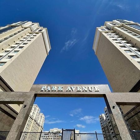 Whitehome In Park Avenue Astana Exteriör bild